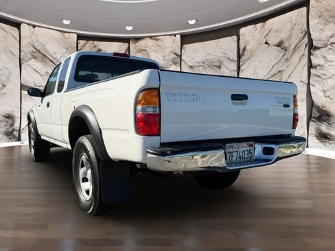 Used 2003 Toyota Tacoma PreRunner RWD image 8