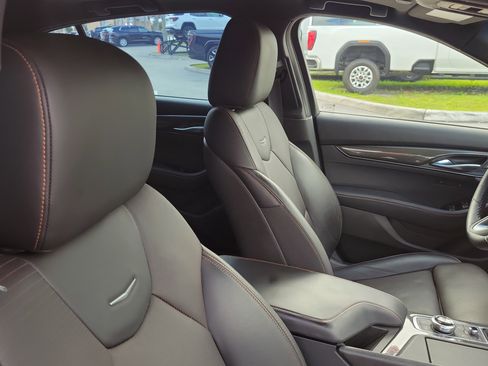 Used 2021 Cadillac CT5 V w/ Premium Package image 16