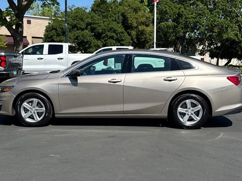 Used 2022 Chevrolet Malibu LS w/ Driver Confidence Package II image 6