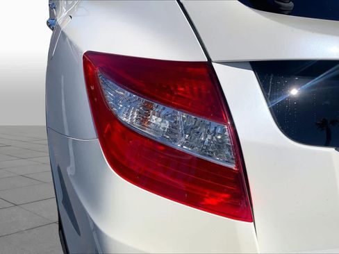 Used 2015 Honda Crosstour EX-L image 28