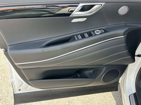 Used 2025 Genesis GV80 2.5T Standard AWD/4WD image 19