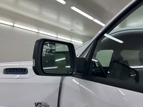 New 2026 RAM 1500 4x4 Crew Cab image 15