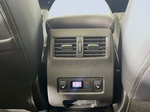New 2026 Nissan Rogue Platinum AWD/4WD image 16
