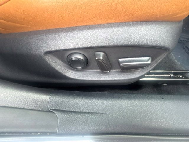 Used 2021 Toyota Avalon Limited w/ Advanced Safety Package FWD image 20