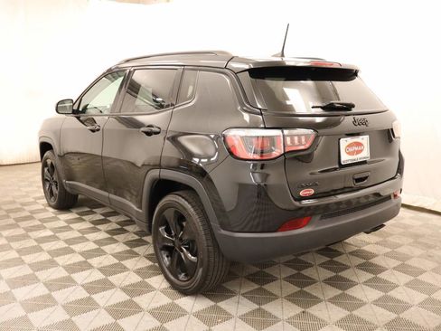 Used 2019 Jeep Compass Altitude image 3