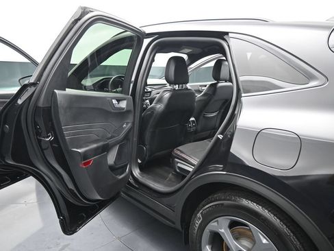 Used 2025 Ford Escape ST-Line FWD image 17