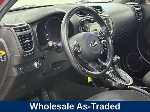 Used 2015 Kia Soul ! w/ Sun & Sound Package FWD image 13