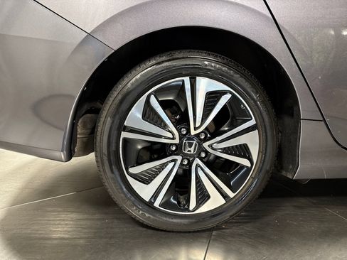 Used 2017 Honda Civic EX-T image 13