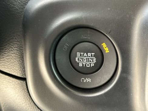 Used 2021 Jeep Wrangler Rubicon AWD/4WD image 22