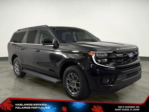 Used 2025 Ford Expedition Max Active AWD/4WD image 13