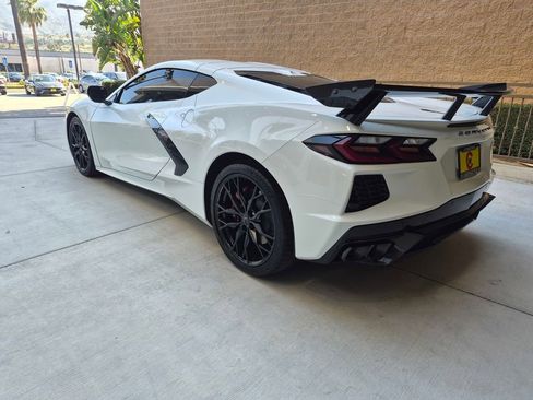 Used 2023 Chevrolet Corvette Stingray Preferred Cpe w/ 2LT RWD image 4