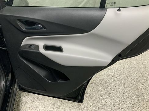 Used 2022 Chevrolet Equinox LT image 19