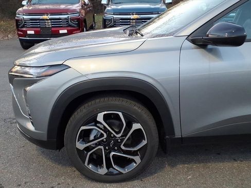 New 2026 Chevrolet Trax RS image 7