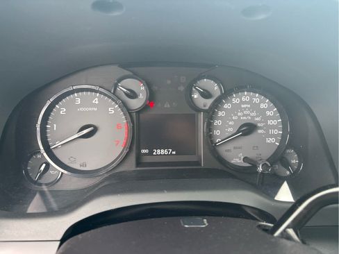 Used 2017 Toyota Tundra SR AWD/4WD image 8