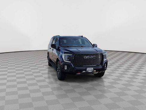 Used 2022 GMC Yukon XL AT4 w/ Max Trailering Package AWD/4WD image 2