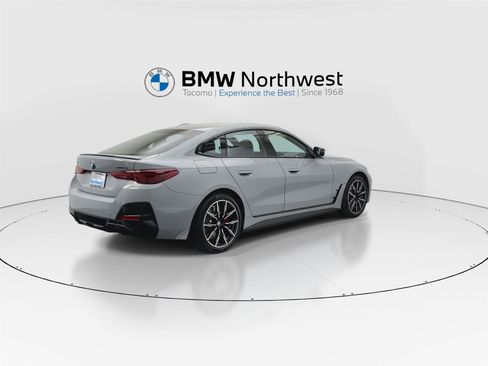 Used 2026 BMW i4 xDrive40i w/ M Sport Package AWD/4WD image 3