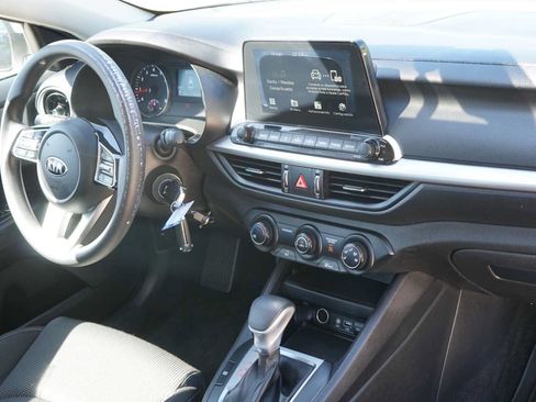 Used 2021 Kia Forte LXS FWD image 25