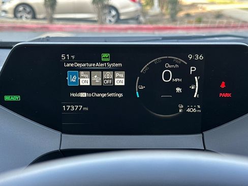 Used 2024 Toyota Prius Prime Premium image 20