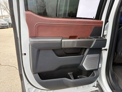 Used 2022 Ford F150 Lariat w/ Equipment Group 502A High image 12