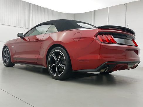 Used 2016 Ford Mustang GT Premium w/ Equipment Group 401A RWD image 3