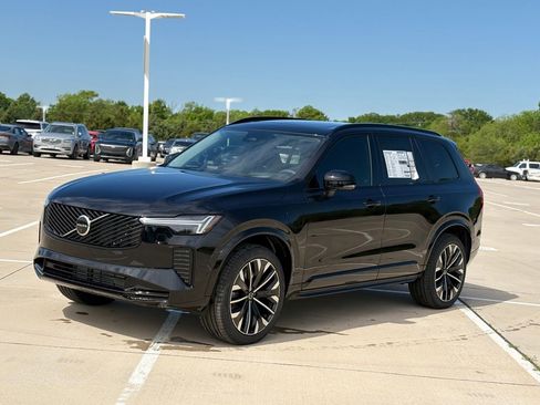 New 2026 Volvo XC90 T8 Ultra w/ Lounge Package image 3
