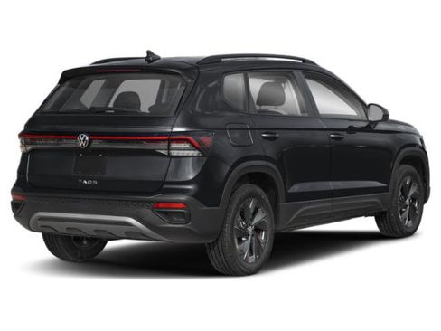 Used 2025 Volkswagen Taos S AWD/4WD image 2