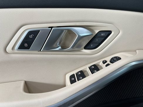 Used 2019 BMW 330i Sedan w/ Convenience Package image 30