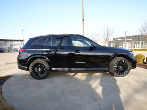 Used 2026 Mercedes-Benz GLC 300 4MATIC image 8