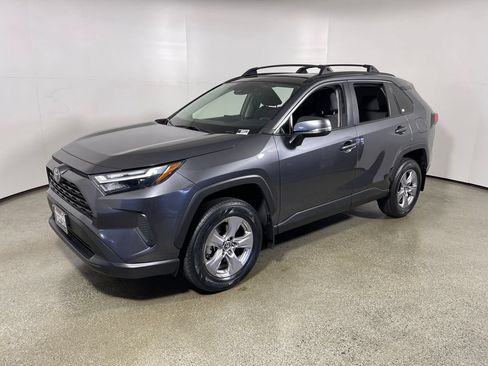Certified 2025 Toyota RAV4 XLE w/ Convenience Package FWD image 7