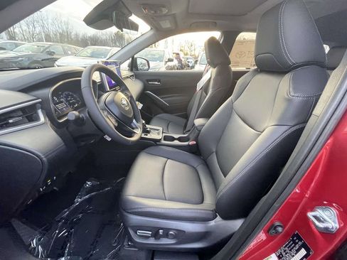 New 2026 Toyota Corolla Cross XLE image 25