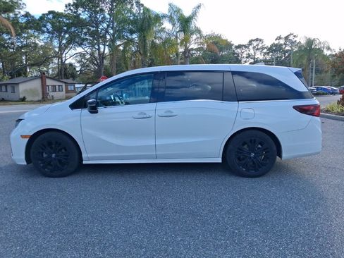 Certified 2025 Honda Odyssey Sport-L image 8
