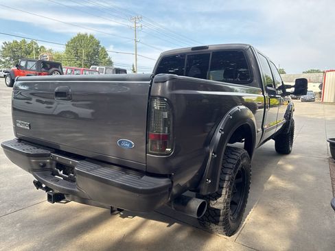 Used 2006 Ford F250 Lariat AWD/4WD image 5