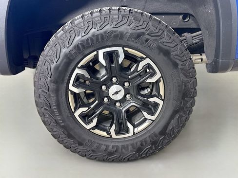 Used 2024 Chevrolet Silverado 1500 ZR2 w/ LPO, Dark Essentials Package AWD/4WD image 36