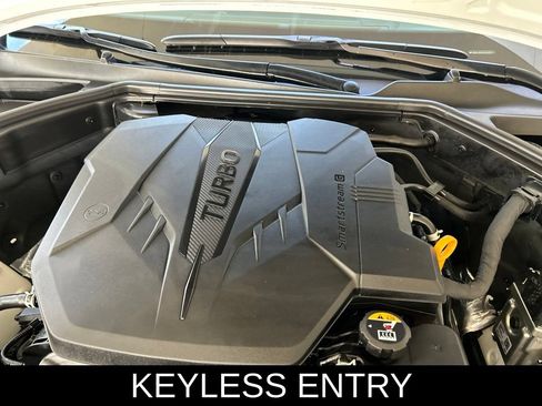 Used 2026 Genesis G70 2.5T RWD image 13