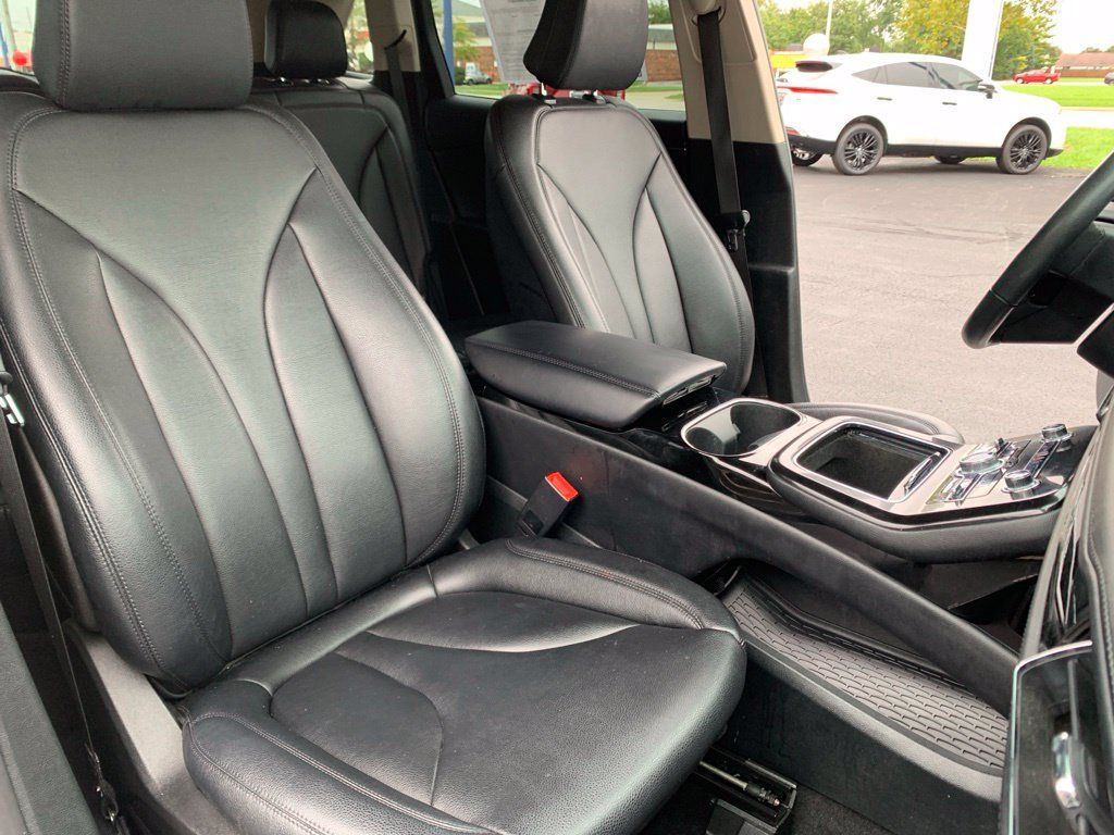 Used 2023 Lincoln Nautilus AWD w/ Premium Package image 23