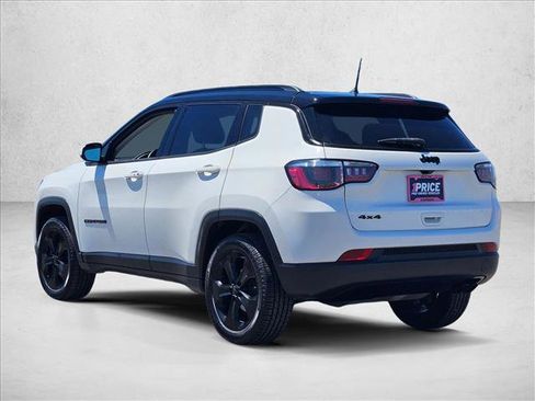 Used 2018 Jeep Compass Latitude AWD/4WD image 8