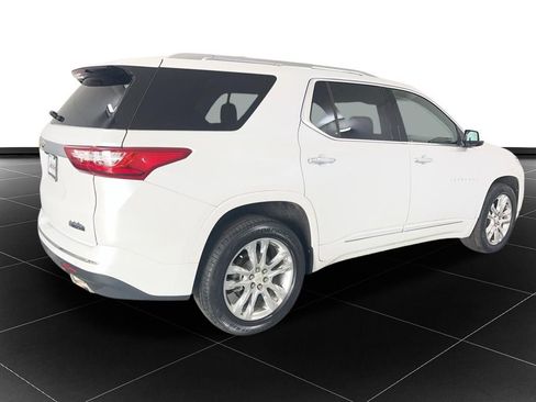 Used 2018 Chevrolet Traverse High Country image 5