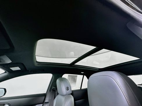 Used 2025 Honda Prologue Touring image 25