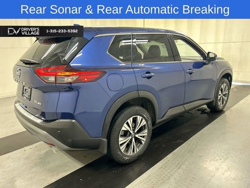 Used 2021 Nissan Rogue SV AWD/4WD image 2