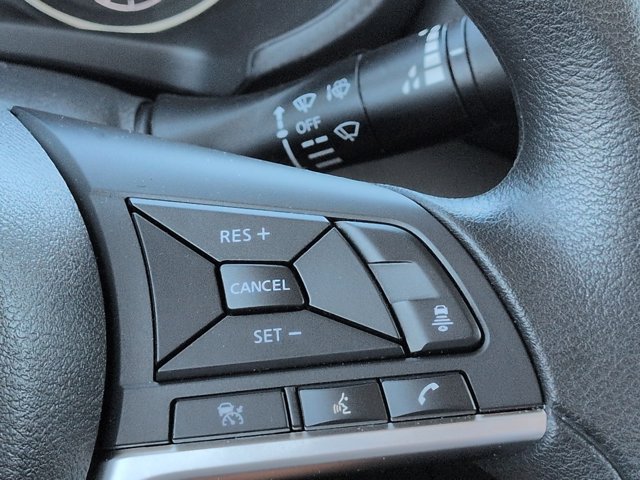 Used 2025 Nissan Sentra SV FWD image 24
