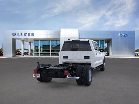 New 2026 Ford F350 XL w/ XL Chrome Package image 30