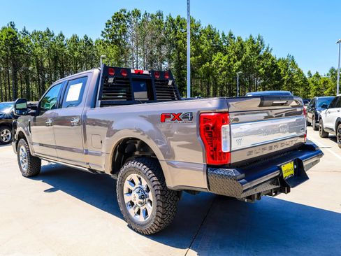 Used 2019 Ford F250 King Ranch AWD/4WD image 10