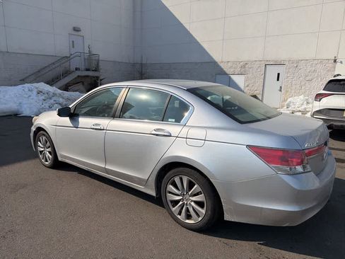 Used 2011 Honda Accord EX image 6