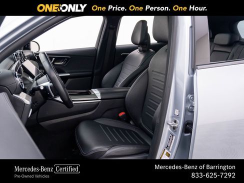 Used 2023 Mercedes-Benz GLC 300 4MATIC w/ AMG Line image 17