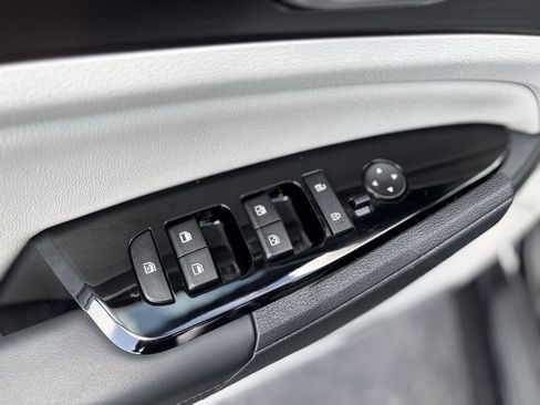 Certified 2025 Kia Sportage EX FWD image 19