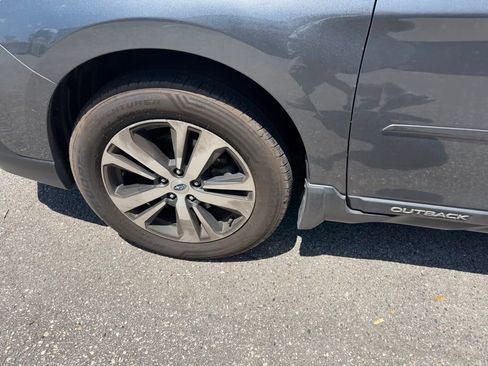 Used 2019 Subaru Outback 2.5i Limited image 11