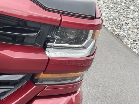 Used 2019 Chevrolet Silverado 1500 LT w/ All Star Edition image 10