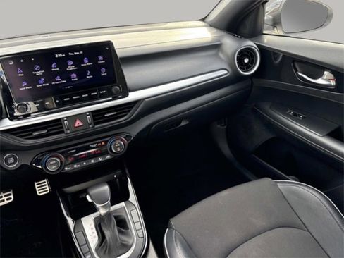 Used 2023 Kia Forte GT-Line w/ GT-Line Premium Package image 14