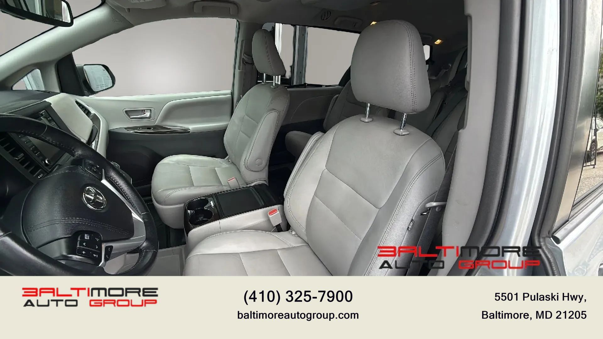 Used 2019 Toyota Sienna XLE Premium FWD image 10