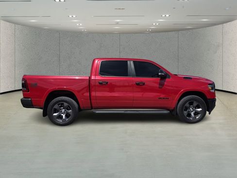 Used 2022 RAM 1500 Big Horn w/ Built-to-serve Edition image 2